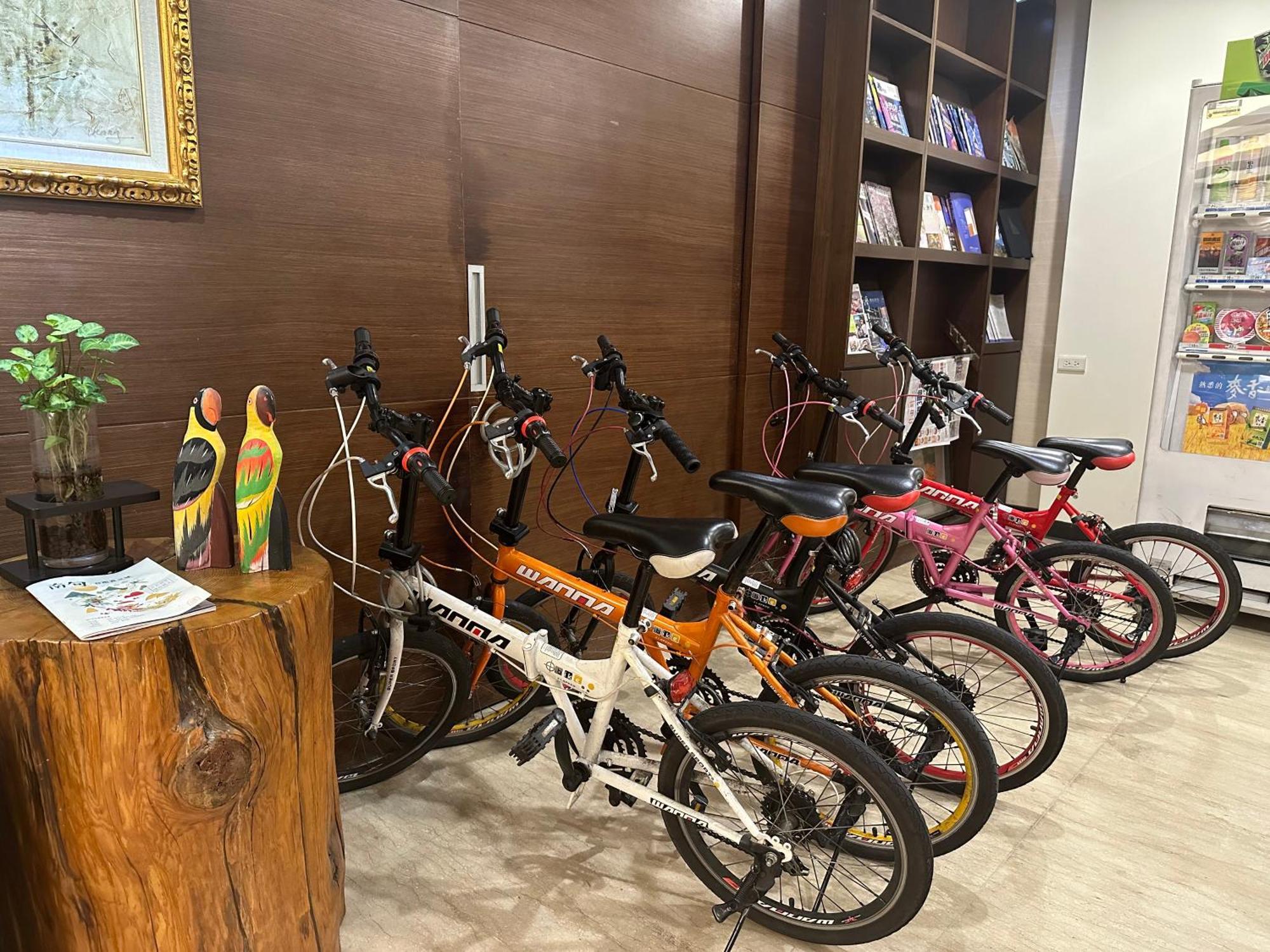 Young Soarlan Hotel - Tainan Eksteriør billede