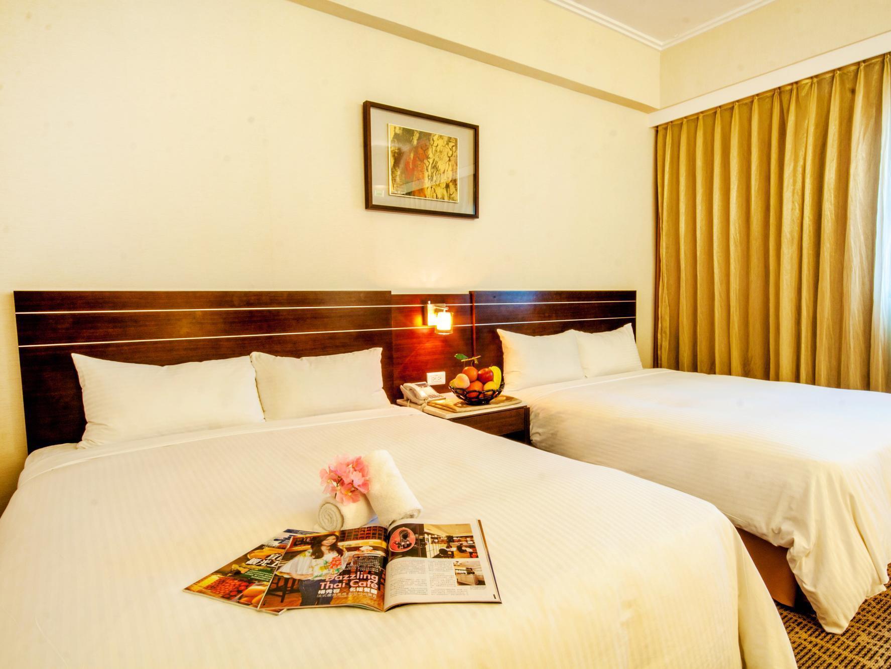 Young Soarlan Hotel - Tainan Eksteriør billede